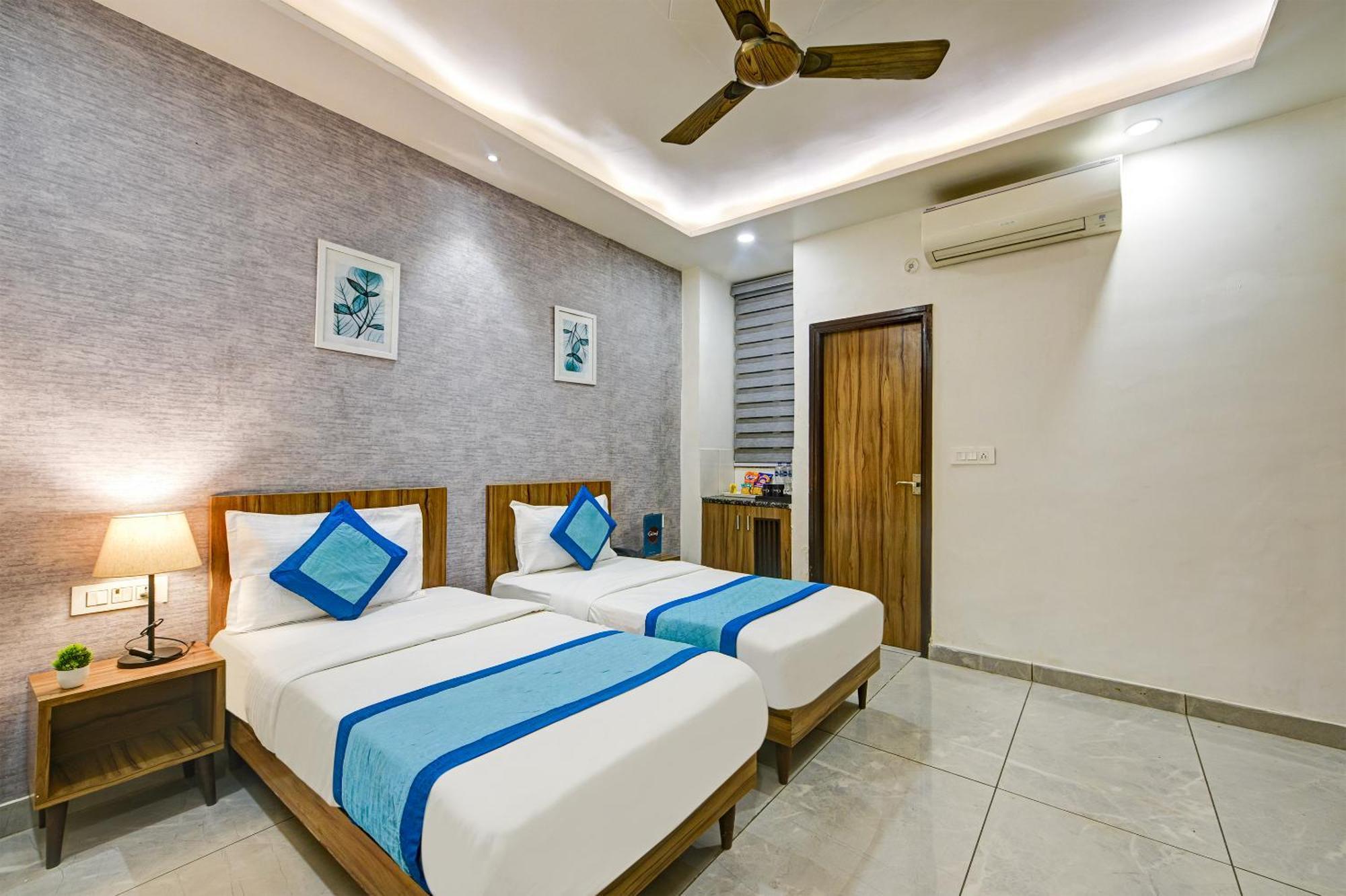 Gallivanto Inn Delhi  Esterno foto
