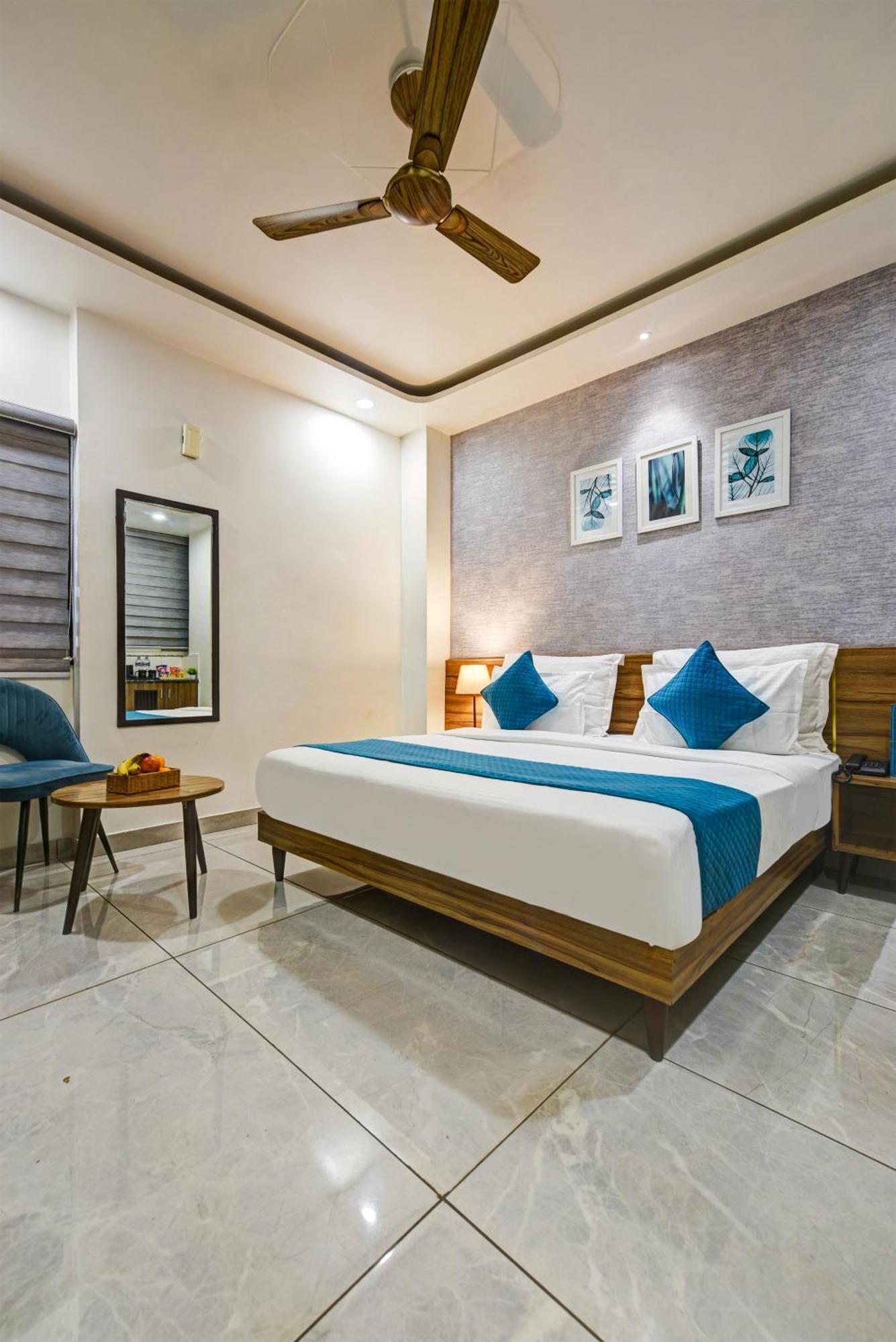 Gallivanto Inn Delhi  Esterno foto
